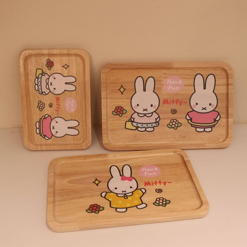 Talerz drewniany Miffy Rabbit  – Coffee Tea Room recenzja i cena